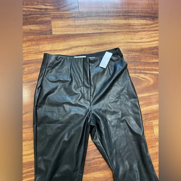 NWT Abercrombie and Fitch Womens Faux Leather Pants 31 - Picture 2 of 7